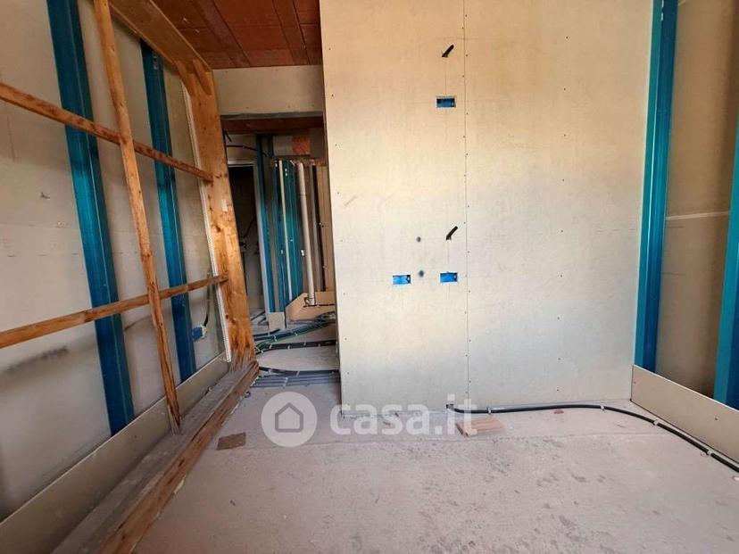 Quadrilocale in Via Taddei de Mauris 39 — foto 9 di 34