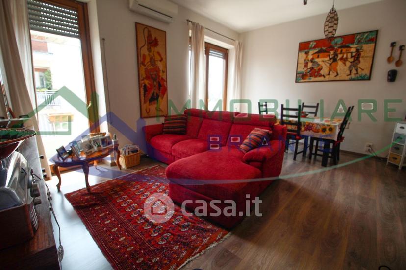 Trilocale in Via Milano — foto 15 di 21