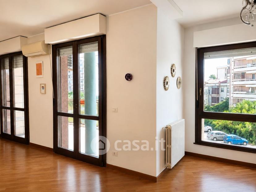 Quadrilocale in Via Galvani — foto 23 di 38