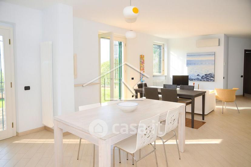 Villa in Via Militare — foto 6 di 28