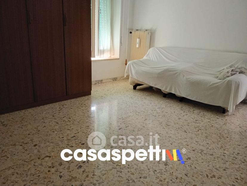 Trilocale in Via Luigi Miccoli — foto 13 di 21