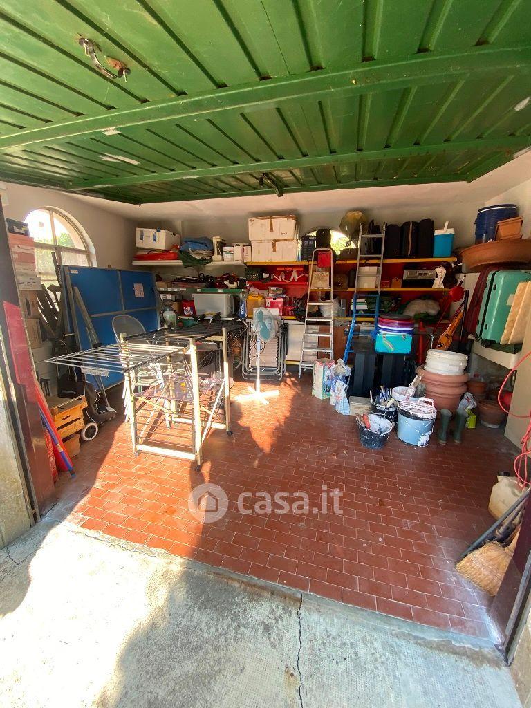 Villa in Piazza Libertà 5 — foto 24 di 34