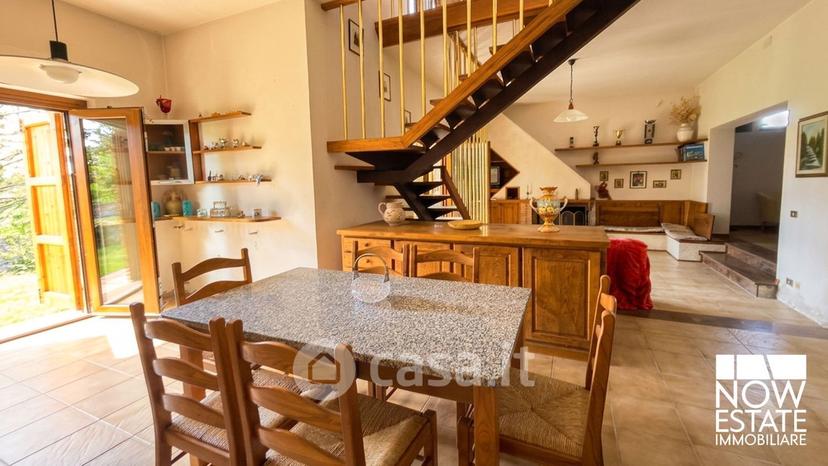 Villa in Passo della Scheggia — foto 18 di 49