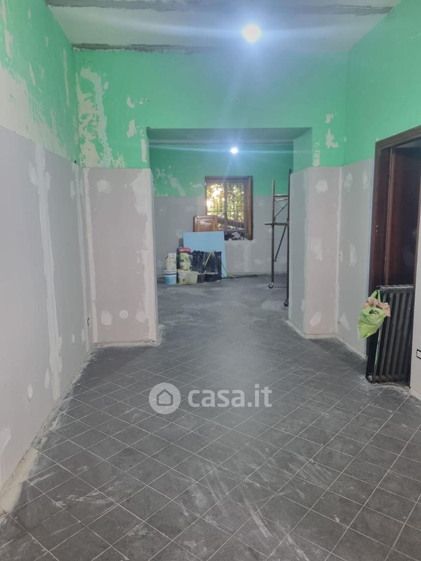 Trilocale in Via Cosimo Petrillo 132 — foto 8 di 30