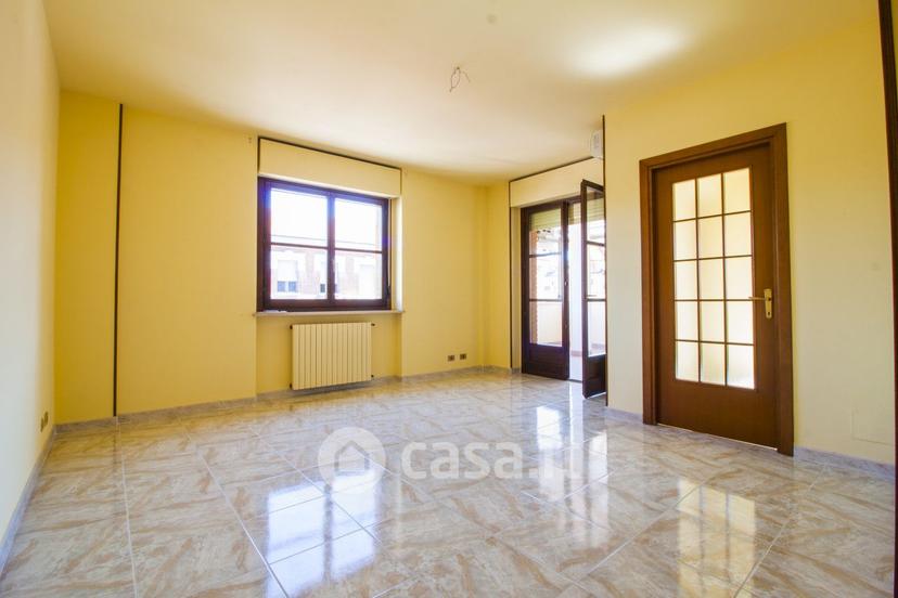 Trilocale in Via Torino 128 — foto 14 di 19