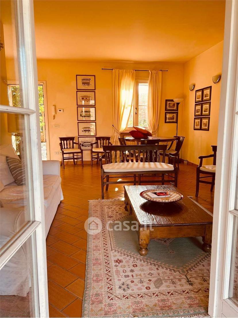 Villa in Via Isidoro — foto 9 di 11