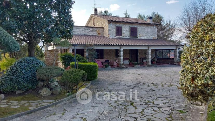 Villa in Località Uvaiolo — foto 48 di 66