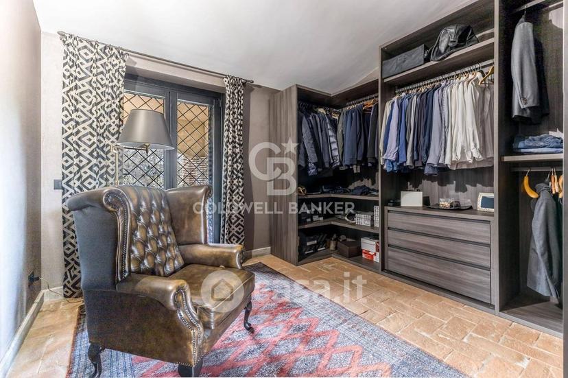 Villa in Strada Cassia Sud — foto 32 di 77