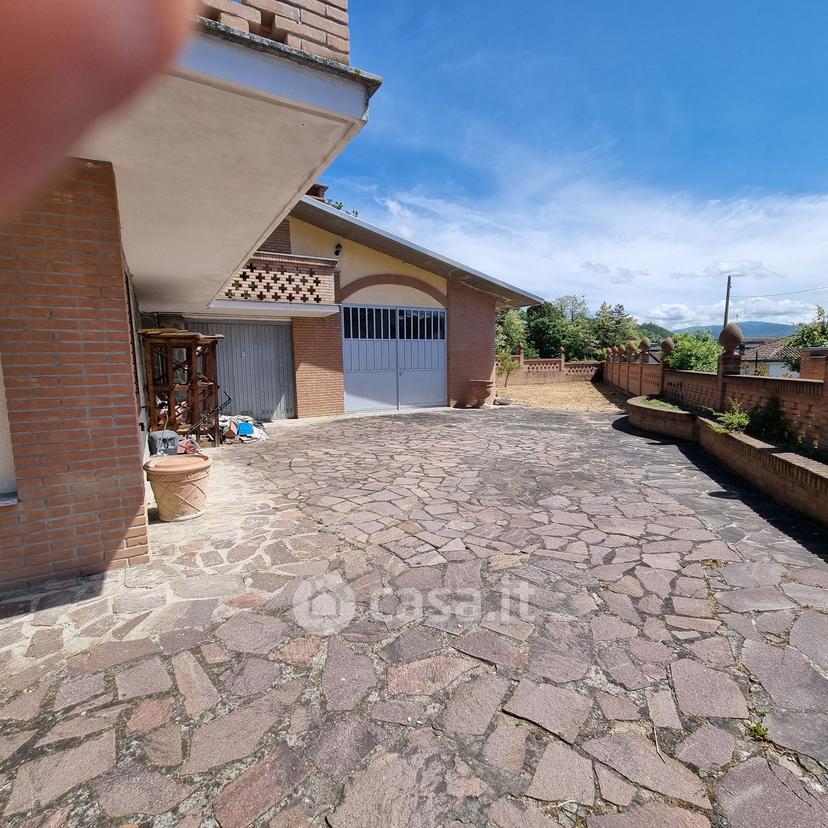 Villa in Via Alessandro Manzoni 32 — foto 9 di 63