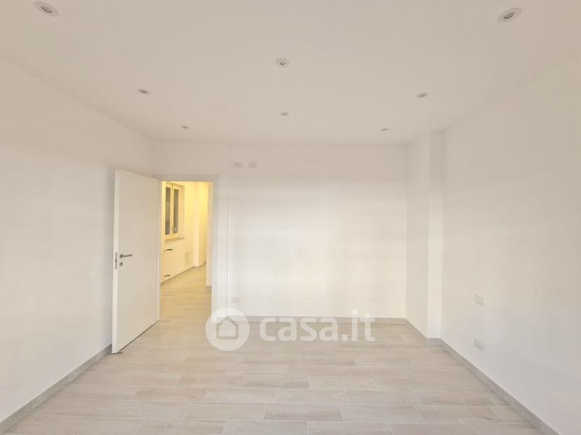 Trilocale in Via Vincenzo Riolo — foto 10 di 23
