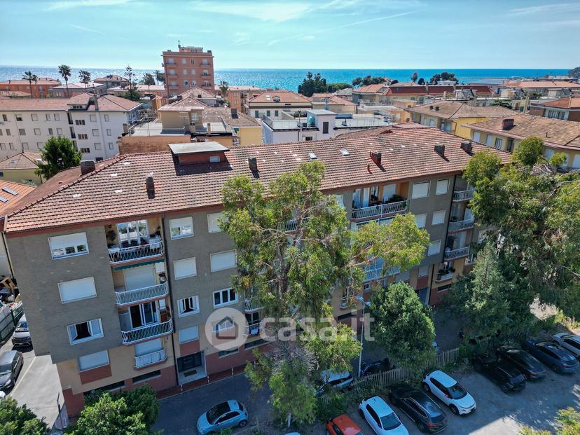 Trilocale in Via Sottana alla Foce 8 — foto 32 di 38