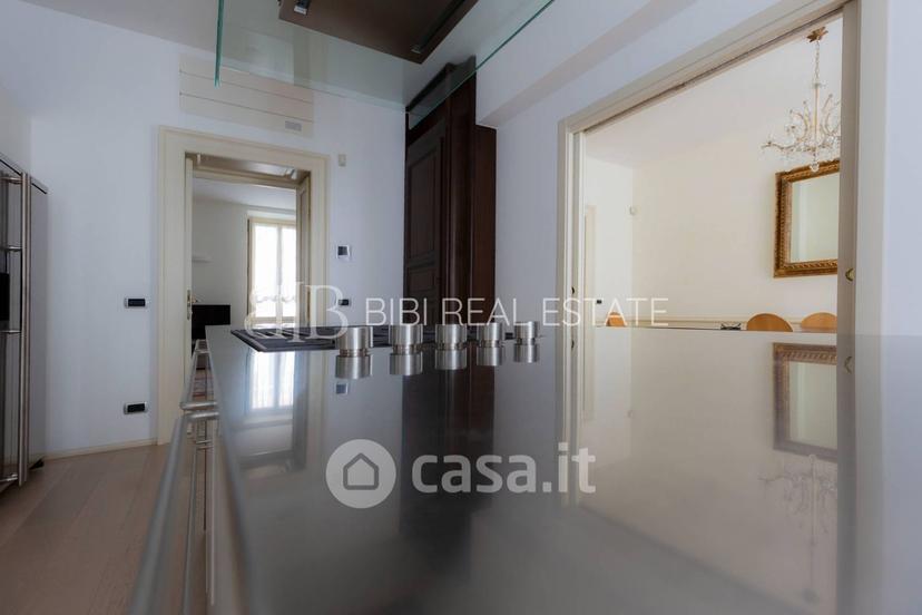 Trilocale in Via Massimo d'Azeglio 11 — foto 25 di 49