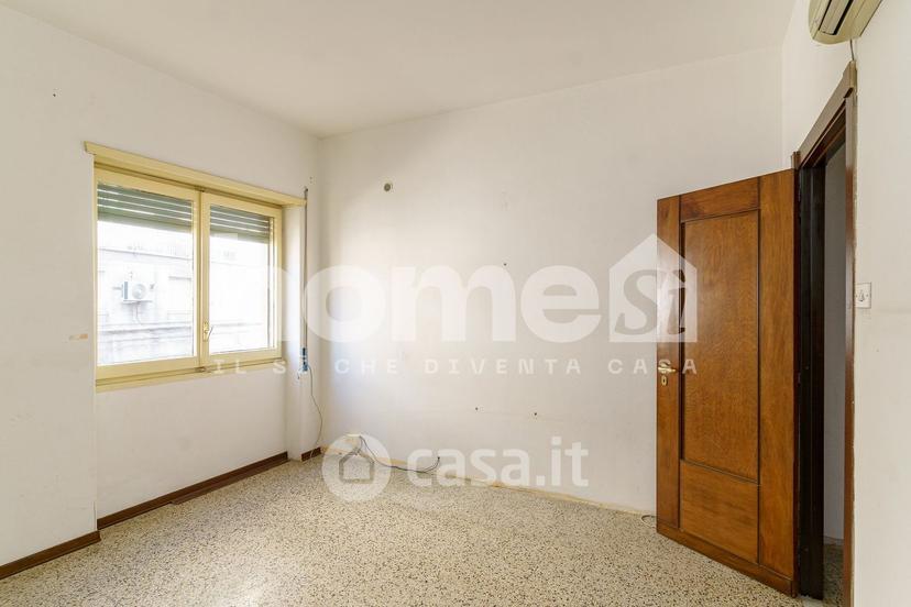 Bilocale in Via Giosuè Carducci 18 — foto 14 di 33