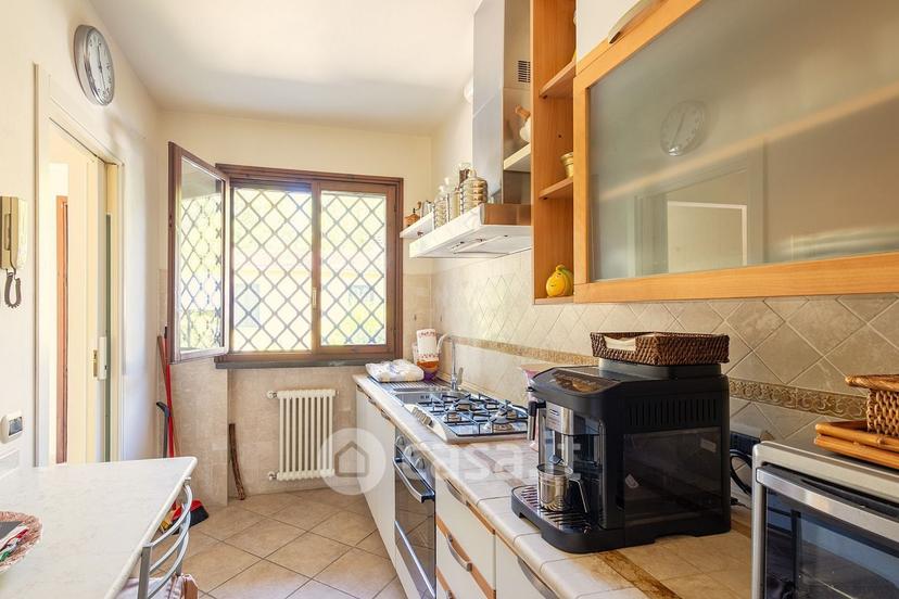 Villa in Via XX Settembre — foto 13 di 28