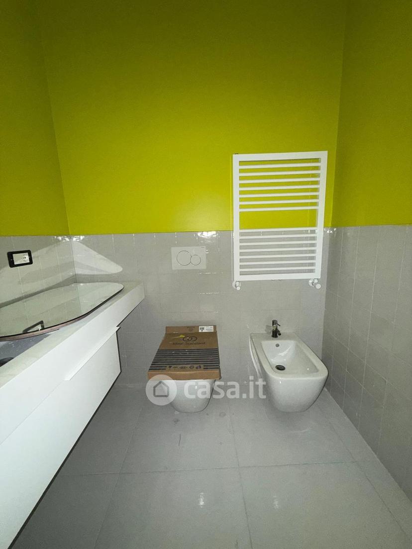 Quadrilocale in Via Tullia 23 — foto 13 di 28