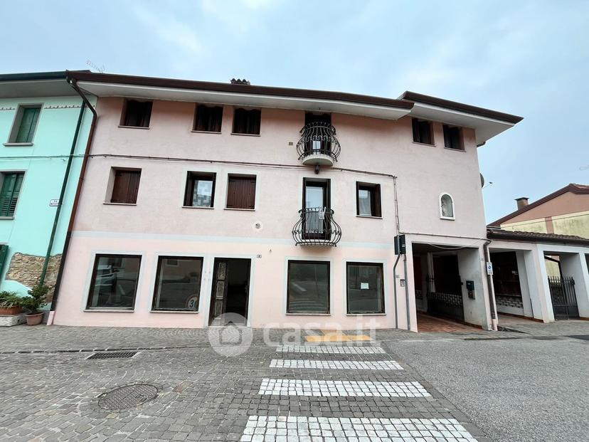 Bilocale in Via Matteotti — foto 9 di 13