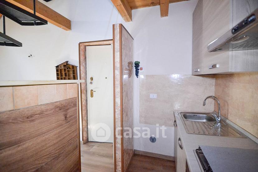 Bilocale in Via degli Anguillara 21 — foto 19 di 21