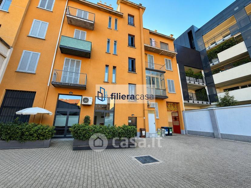 Trilocale in Via Carlo d'Adda 19