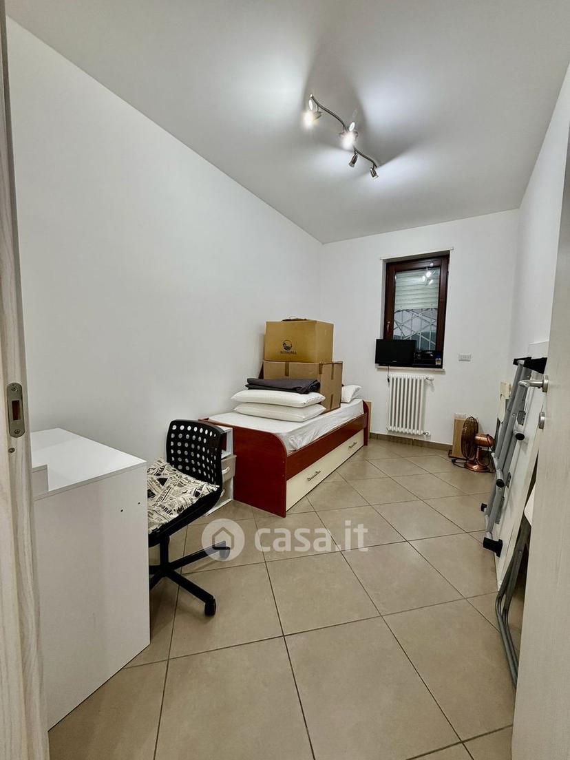 Trilocale in Via Lucca 32 — foto 21 di 33