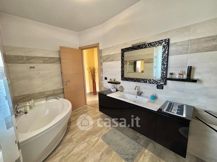 Villa in Strada Provinciale 9 — foto 47 di 54