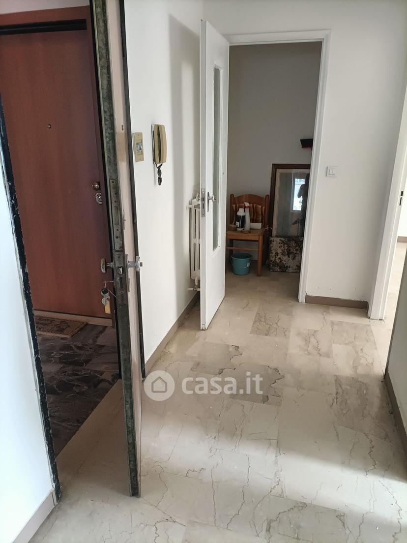 Trilocale in Via Fratelli Rosselli — foto 7 di 9