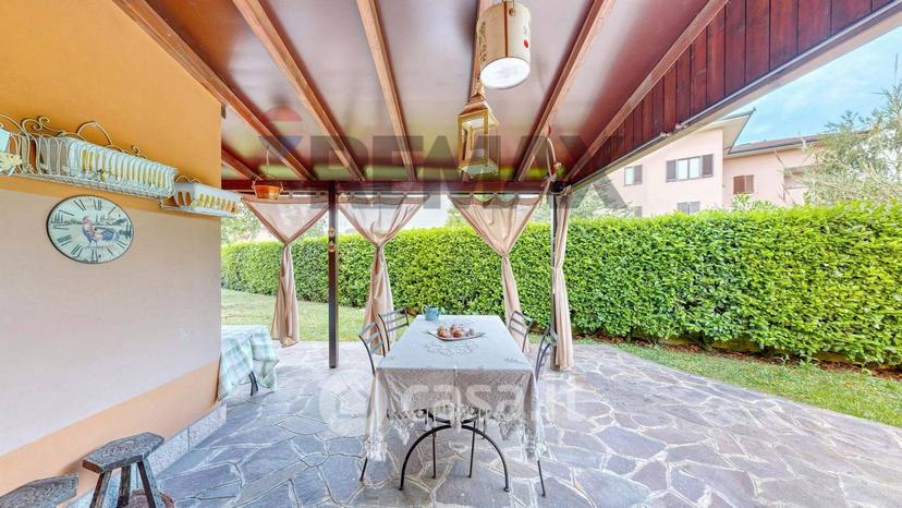 Villa in Via Fratelli Rosselli — foto 70 di 74