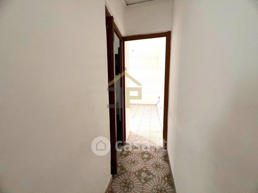 Quadrilocale in Via Arcivescovo Alfano 21 — foto 11 di 23