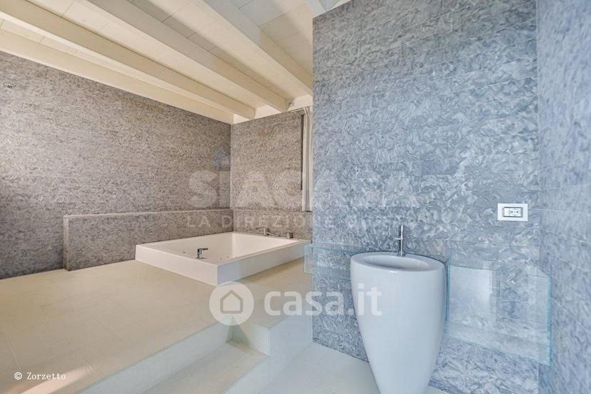Villa in Via Belvedere 37 — foto 59 di 95