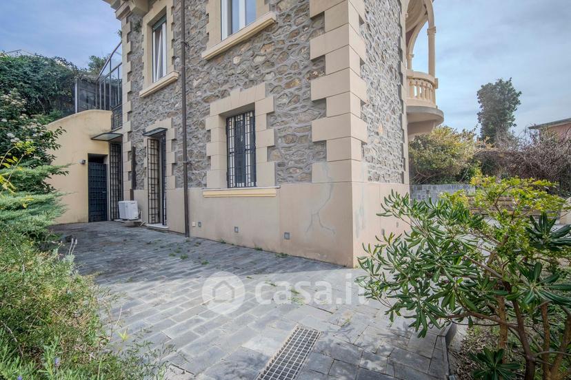 Villa in Via Amerigo Vespucci — foto 17 di 43