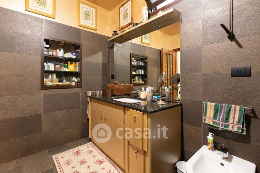 Villa in Strada Val Salice 31 — foto 20 di 34