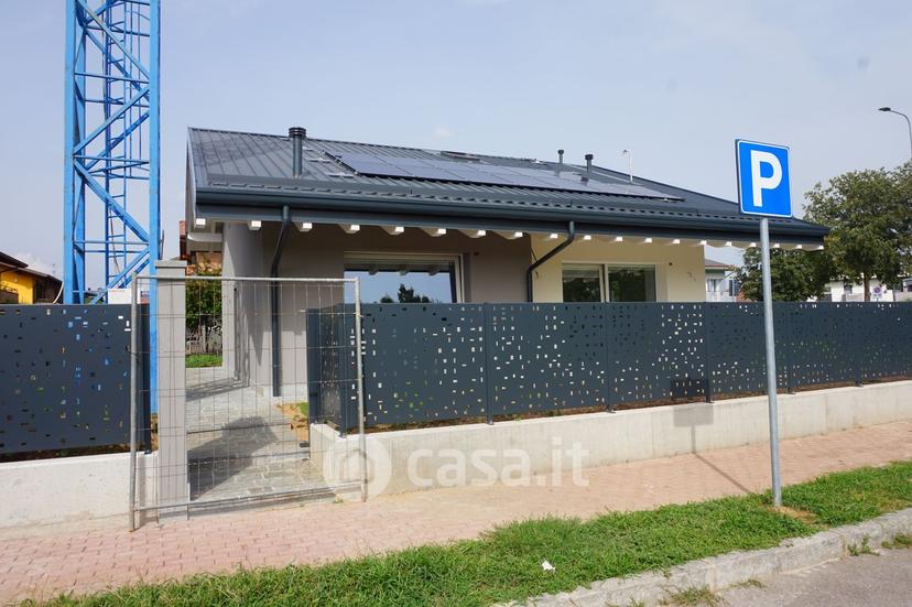 Villa in Via Bartolomeo Colleoni — foto 5 di 37