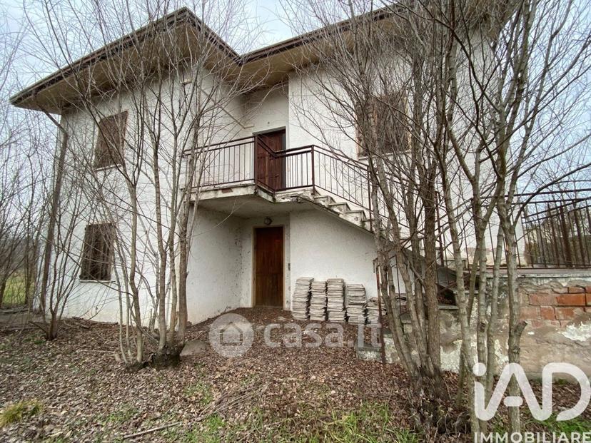Villa in Strada Teze