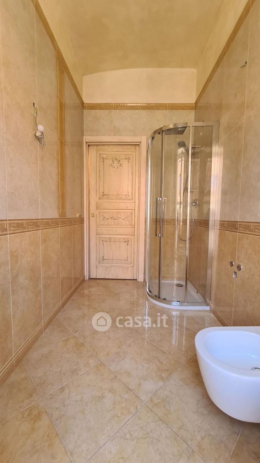 Bilocale in Via Felice Cavallotti 11 — foto 8 di 48