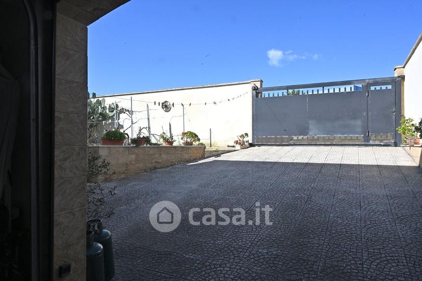 Villa in Via Giulio Cesare 62 — foto 33 di 105