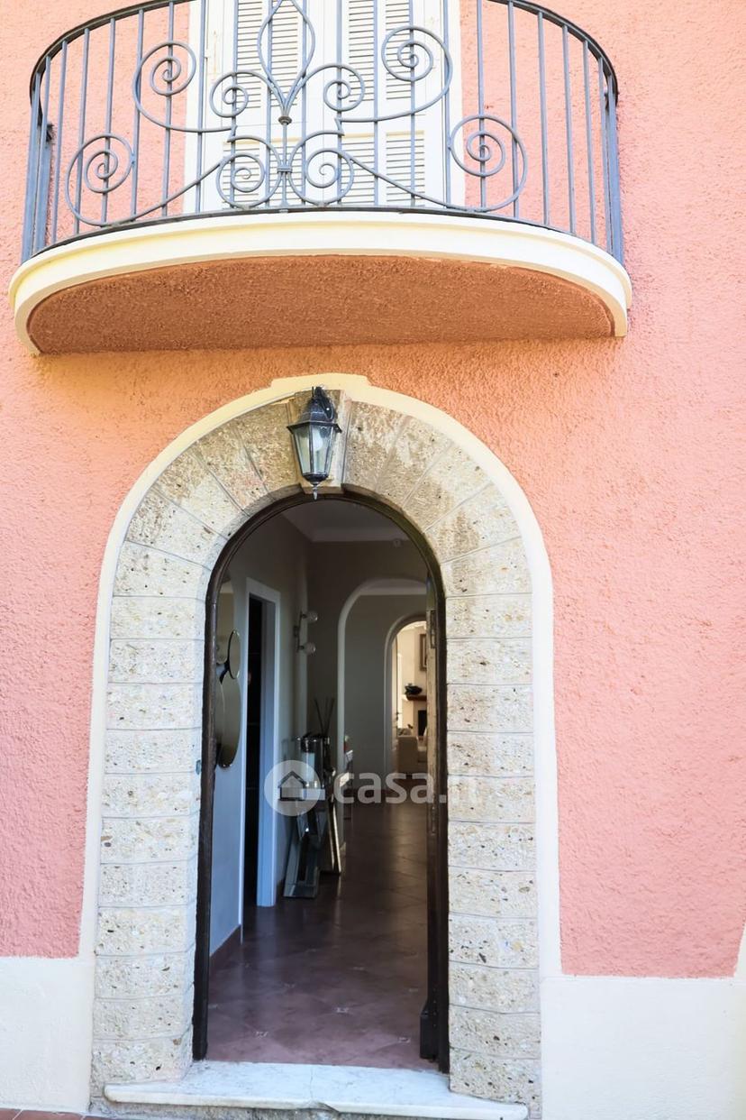 Villa in Roma 10 — foto 8 di 89