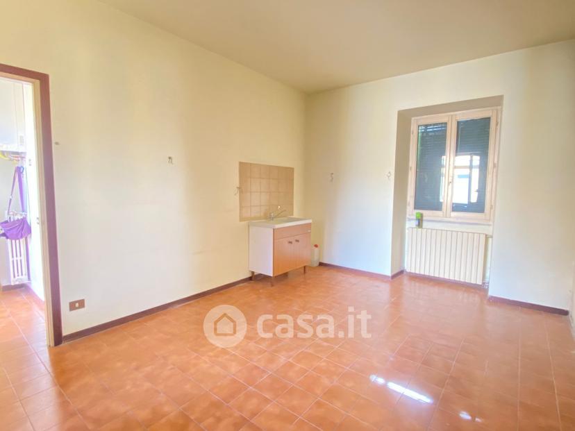 Bilocale in Via Roma — foto 10 di 22