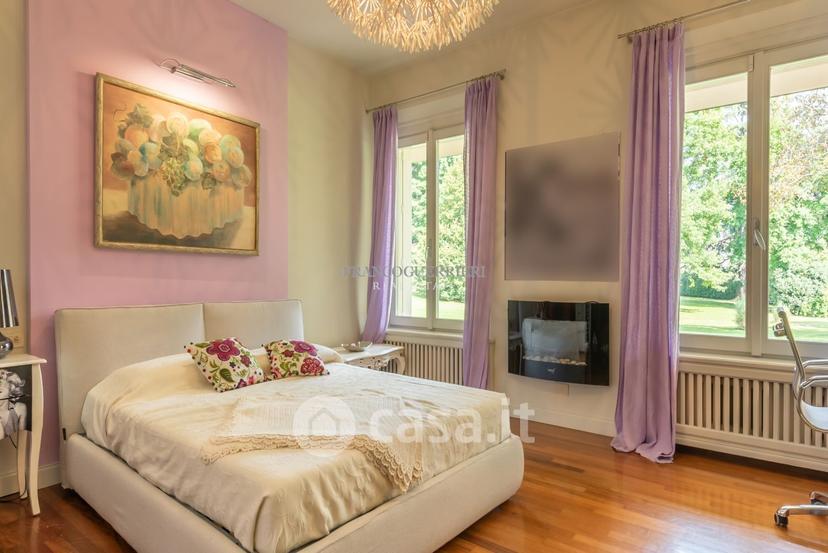 Villa in Via Alcide de Gasperi — foto 38 di 45