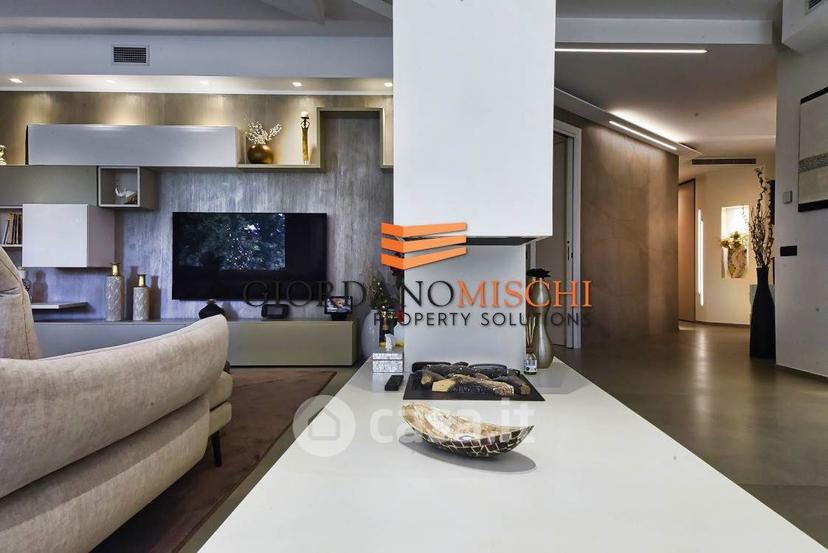 Appartamento in Viale Regina Margherita 11 — foto 49 di 59