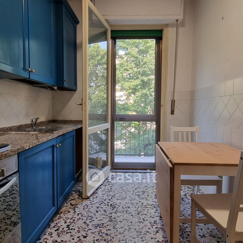 Stanza in Via Cecco di Pietro — foto 5 di 10