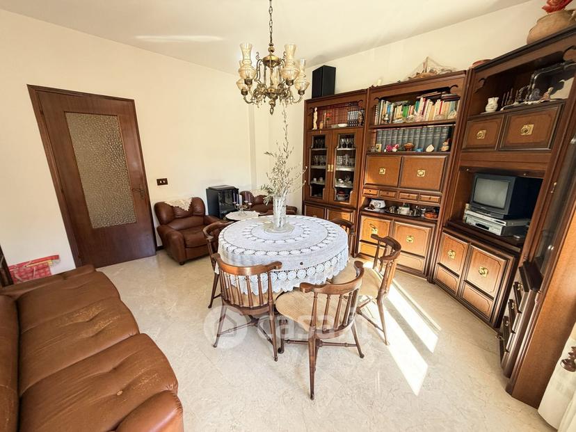 Trilocale in Via Guglielmo Marconi 7 — foto 10 di 37