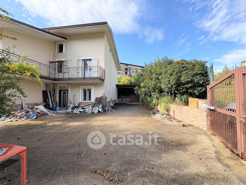 Villa in Via Madre Teresa di Calcutta — foto 24 di 27