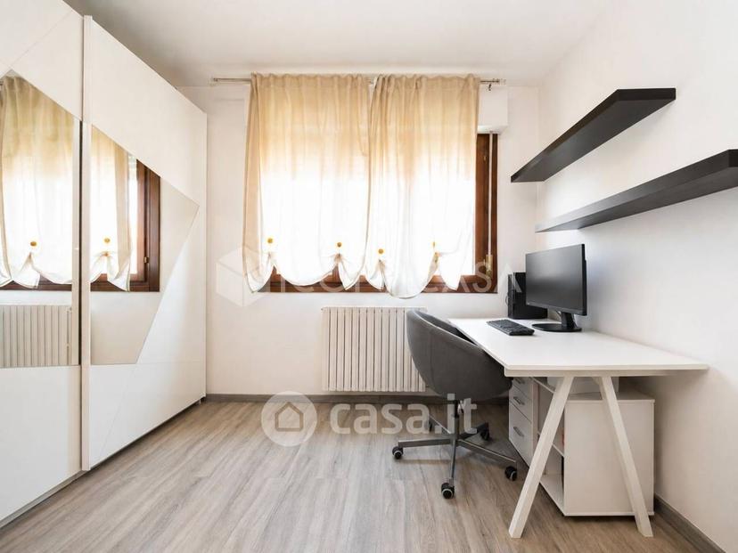 Trilocale in Via Stelloni Levante 26 — foto 11 di 29