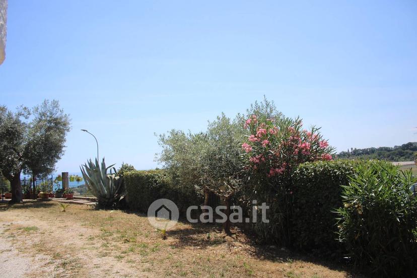 Quadrilocale in Via Aristide Bernardini — foto 23 di 39