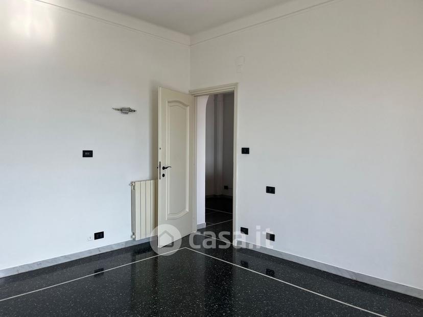 Bilocale in Via dei Sessanta 7 — foto 25 di 34
