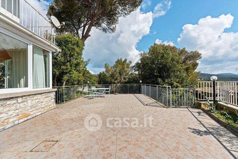 Villa in Via del Glicine 2 — foto 7 di 41