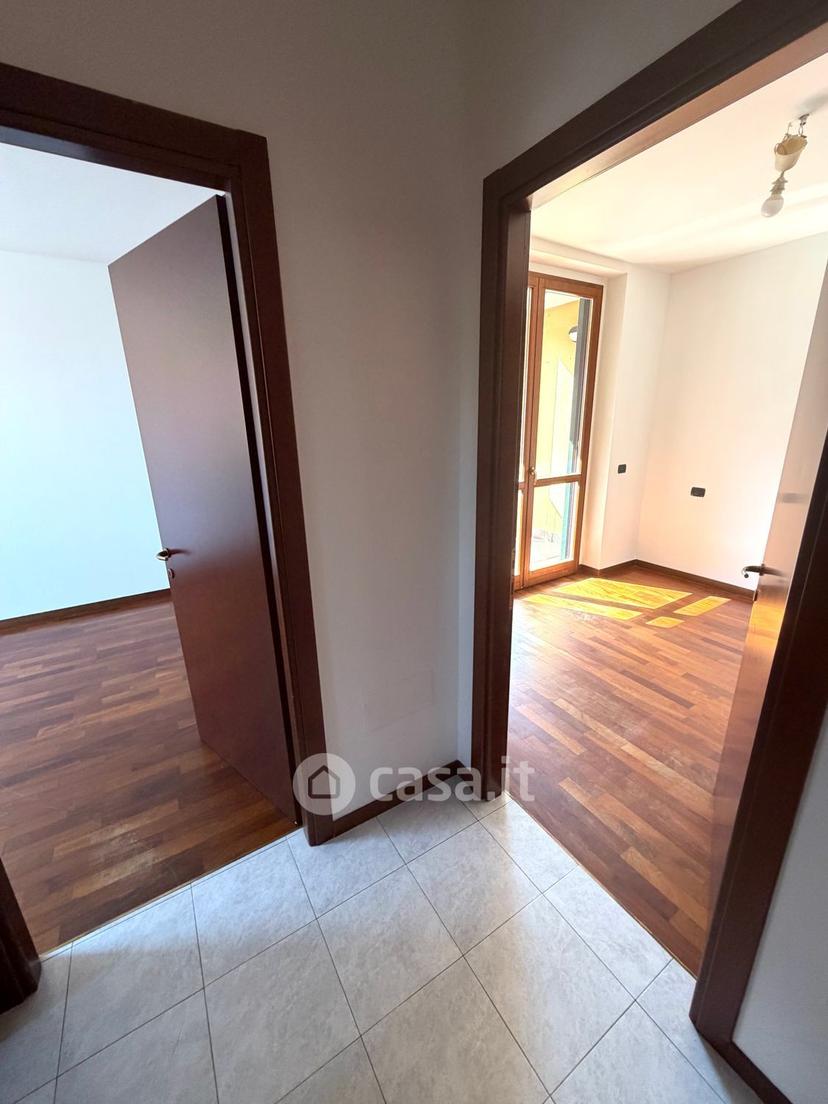 Trilocale in Via Emilio Gino Segre' 4 — foto 33 di 49