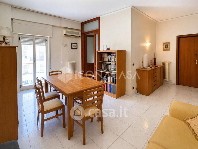 Quadrilocale in Via della Indipendenza 55 — foto 8 di 17
