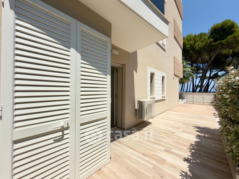 Trilocale in Viale Guglielmo Marconi 170 — foto 37 di 50