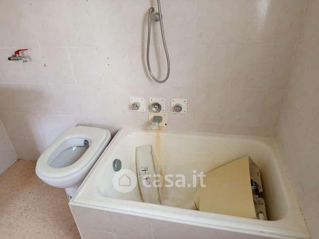 Trilocale in Via Giuseppe Verdi 7 — foto 6 di 12