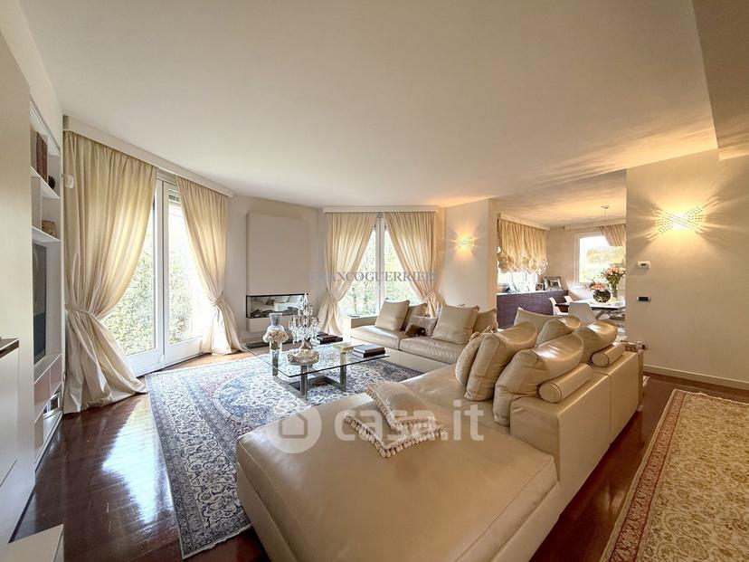 Villa in Via Maroncelli — foto 15 di 38